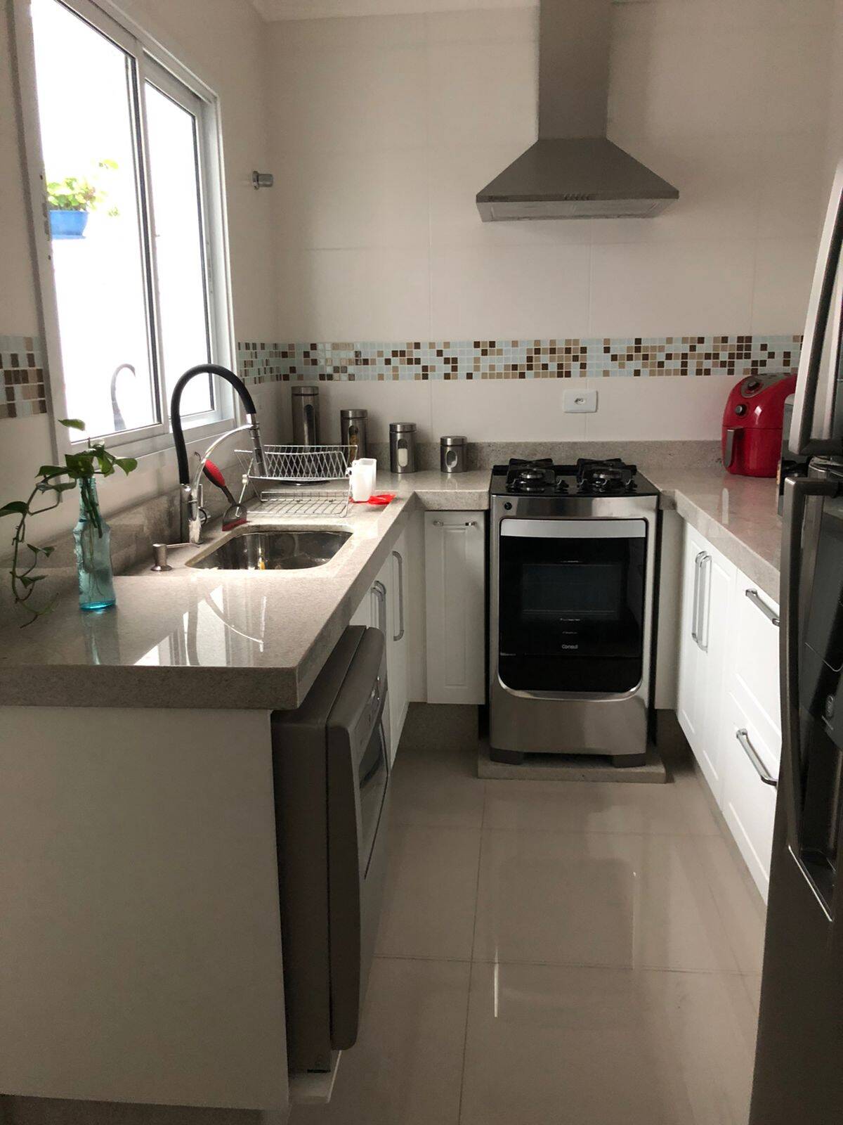 Apartamento à venda com 2 quartos, 42m² - Foto 9