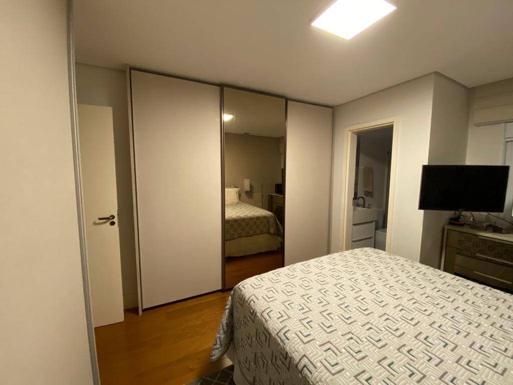 Apartamento à venda com 3 quartos, 158m² - Foto 12