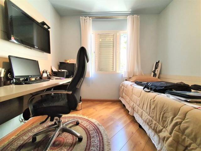 Apartamento à venda com 3 quartos, 157m² - Foto 14