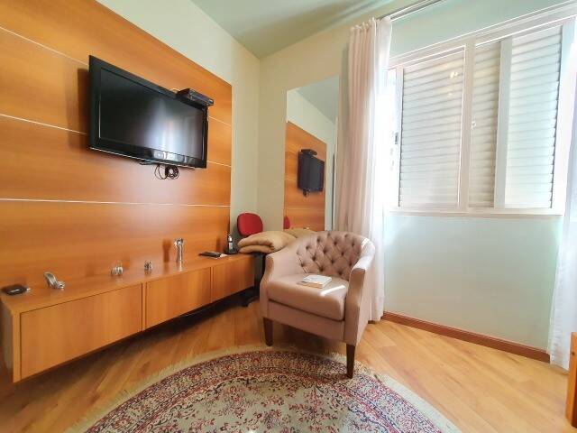 Apartamento à venda com 3 quartos, 157m² - Foto 16