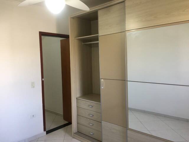 Apartamento à venda com 3 quartos, 80m² - Foto 11