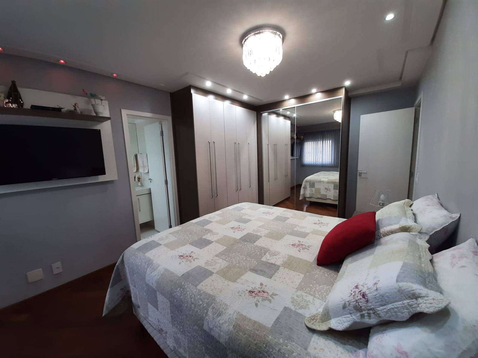 Apartamento à venda com 3 quartos, 158m² - Foto 16