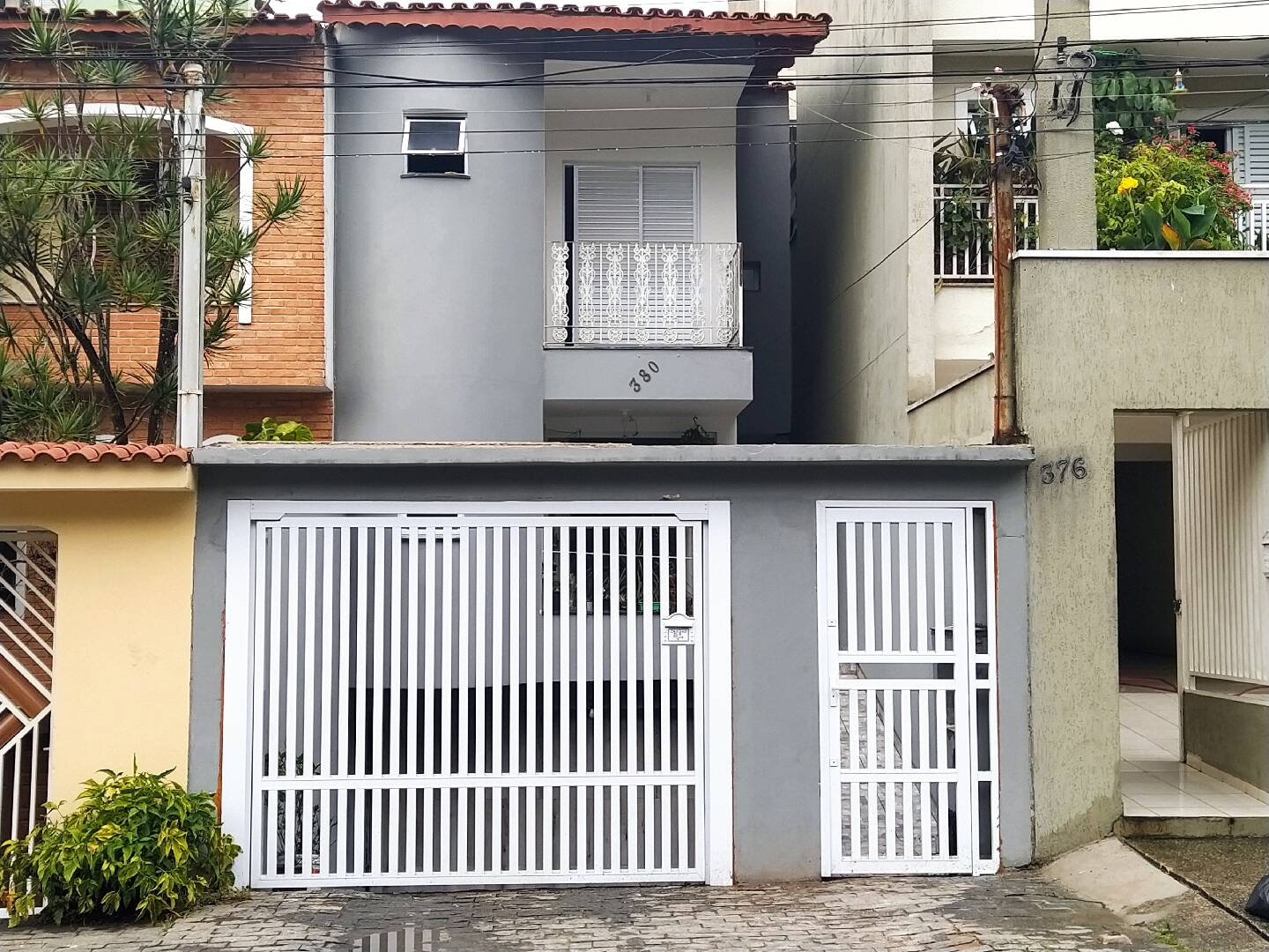 Sobrado à venda com 5 quartos, 289m² - Foto 1