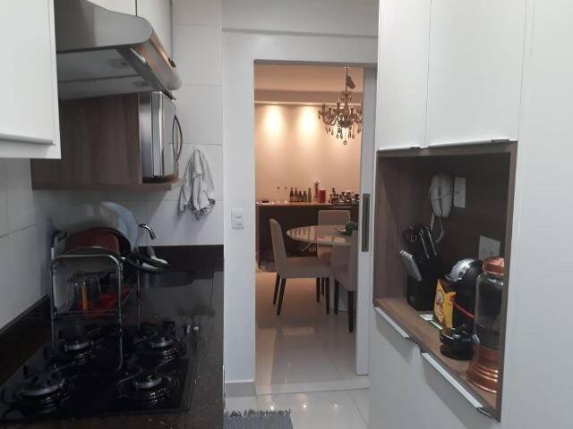 Apartamento à venda com 2 quartos, 65m² - Foto 7