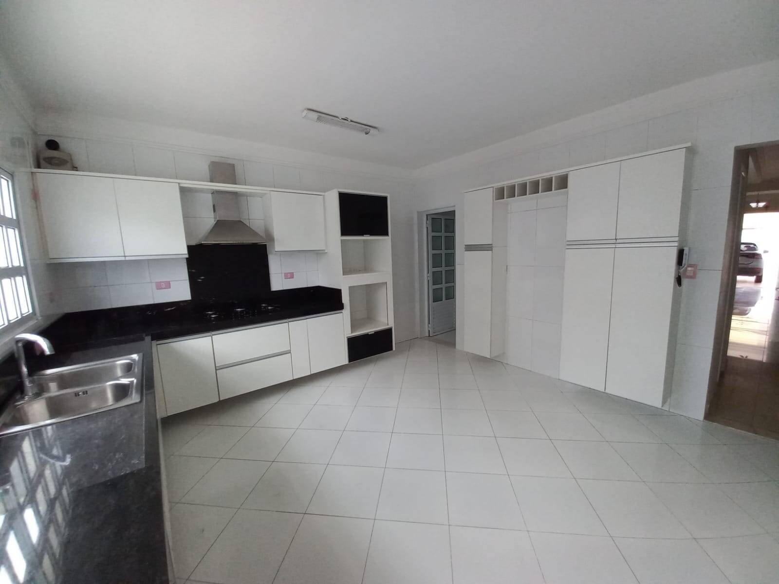 Sobrado à venda com 3 quartos, 133m² - Foto 1