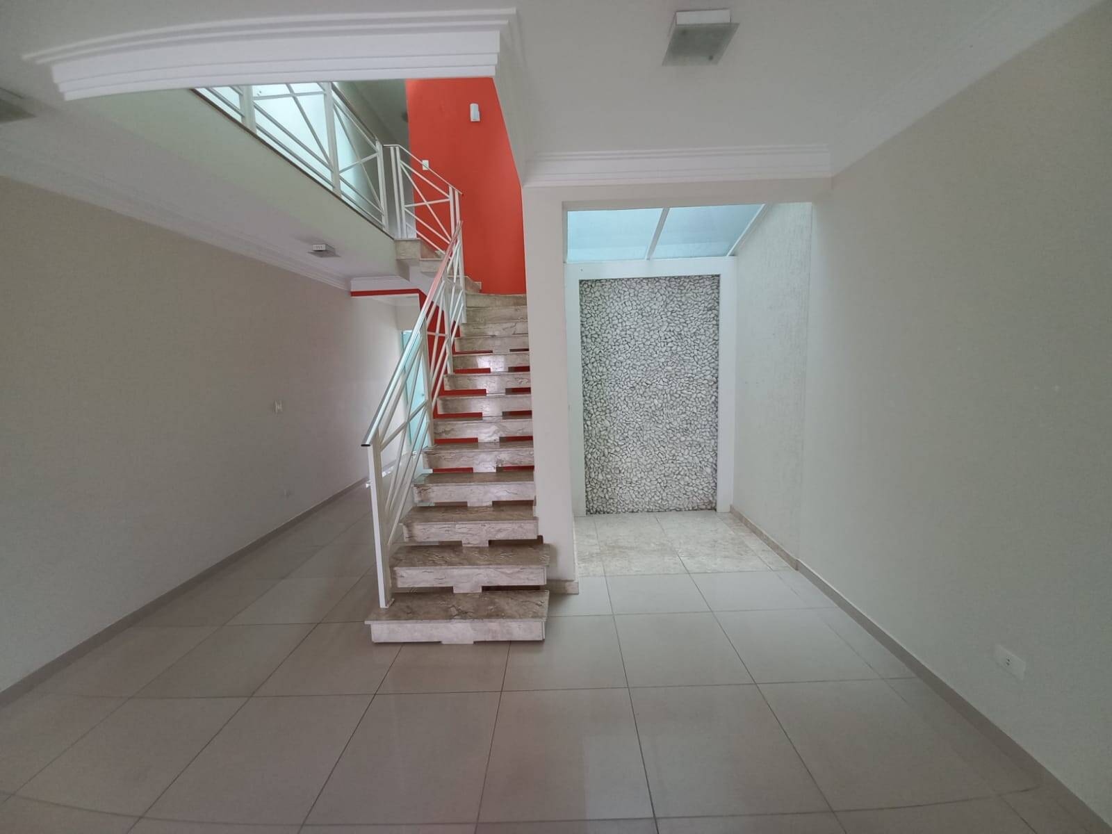 Sobrado à venda com 3 quartos, 133m² - Foto 4