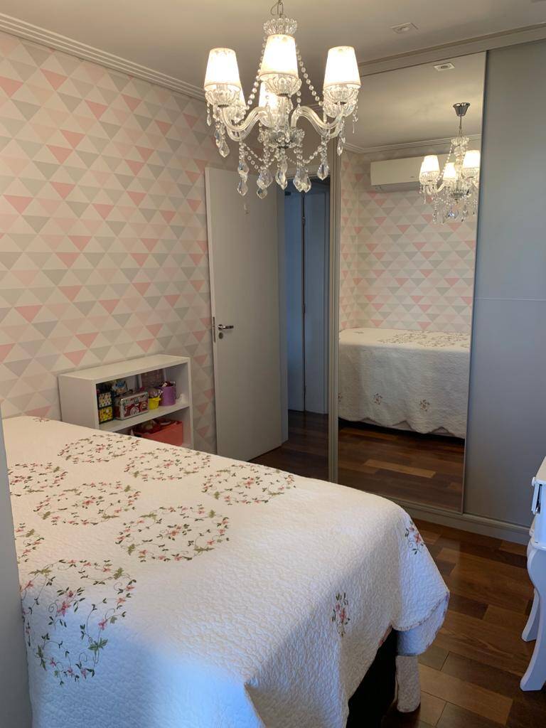 Apartamento à venda com 3 quartos, 200m² - Foto 17