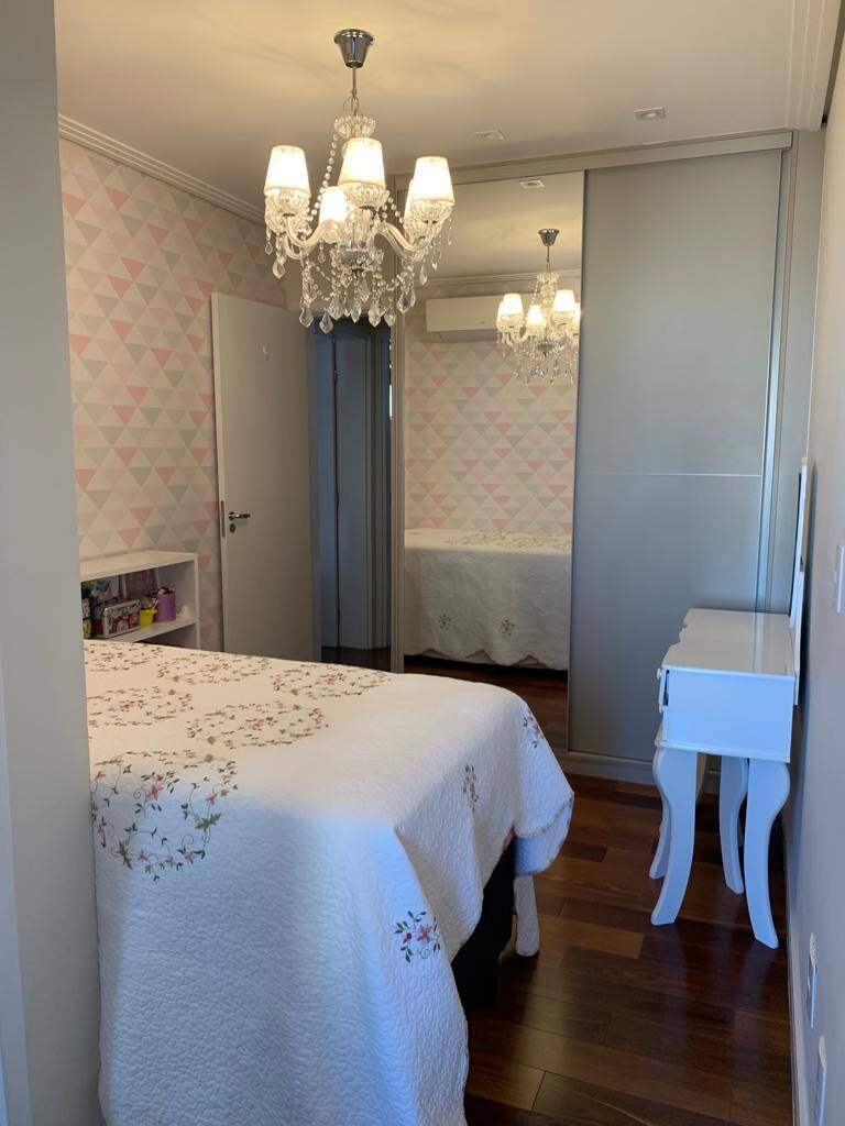 Apartamento à venda com 3 quartos, 200m² - Foto 23