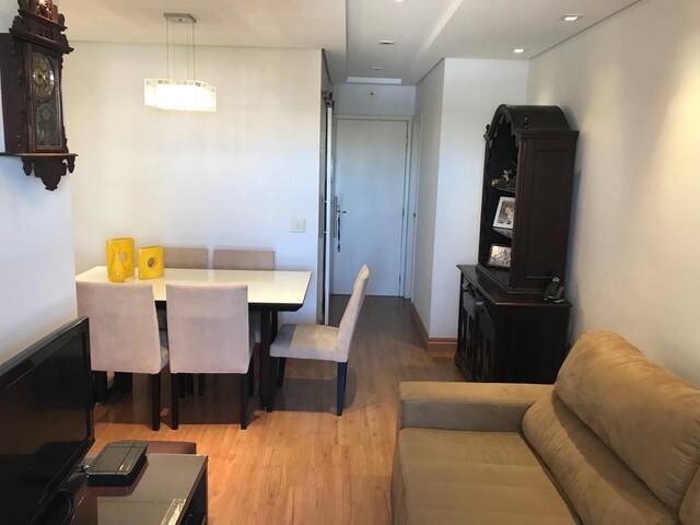 Apartamento à venda com 2 quartos, 68m² - Foto 3