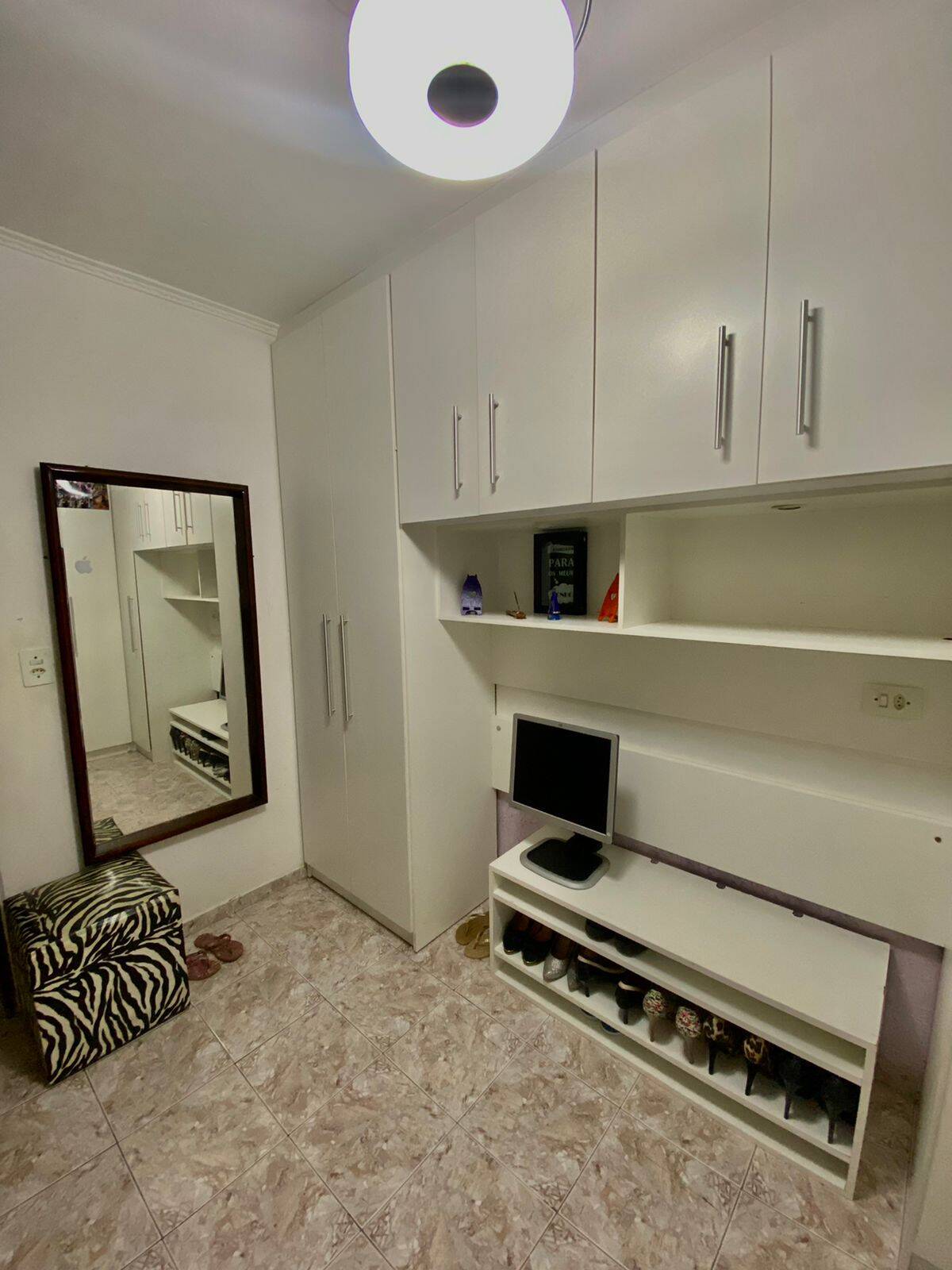 Casa à venda com 5 quartos, 200m² - Foto 14