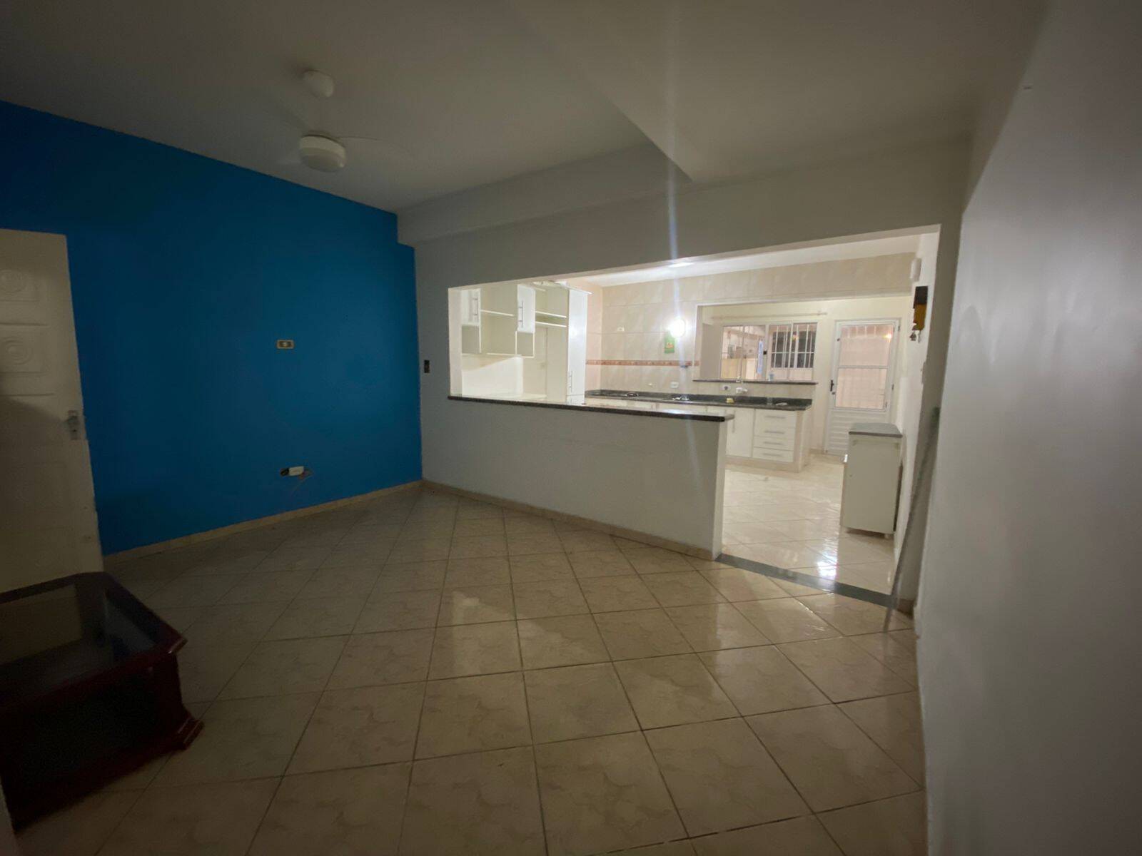 Casa à venda com 5 quartos, 200m² - Foto 8