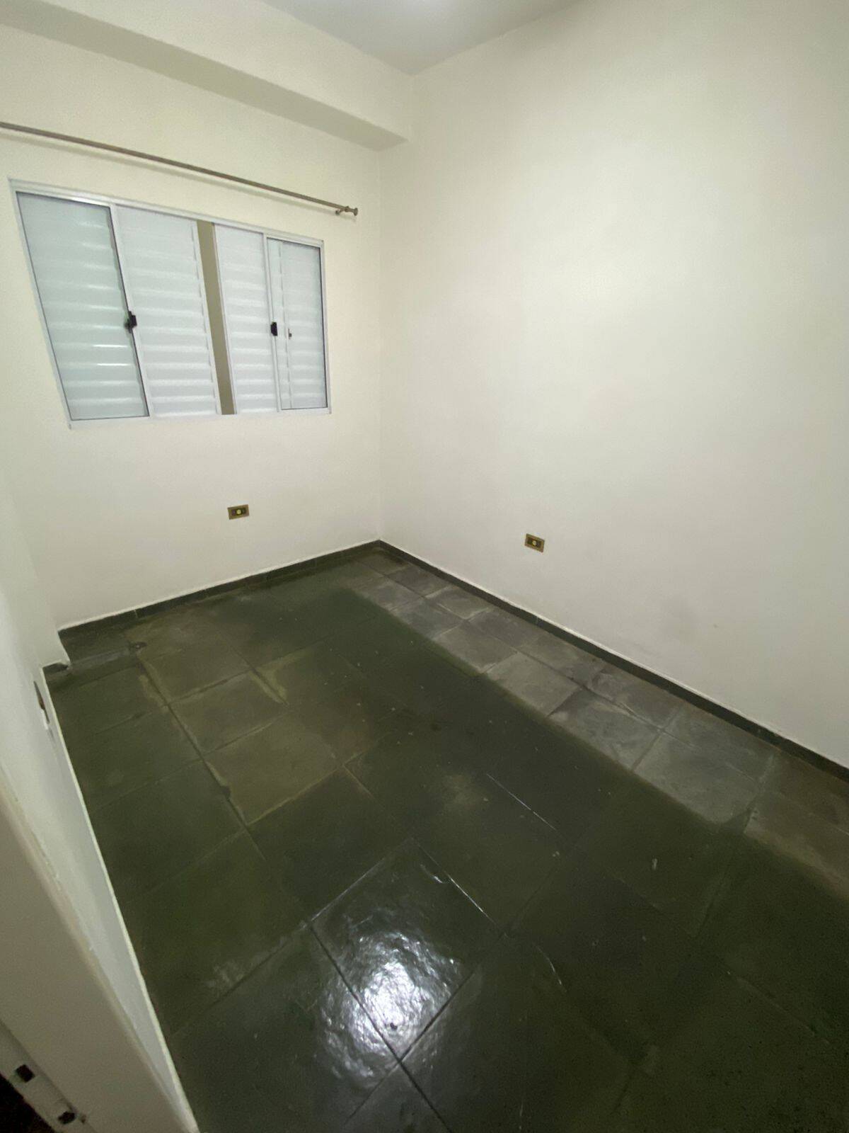 Casa à venda com 5 quartos, 200m² - Foto 19