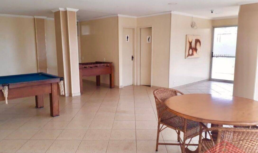 Apartamento à venda com 2 quartos, 64m² - Foto 25