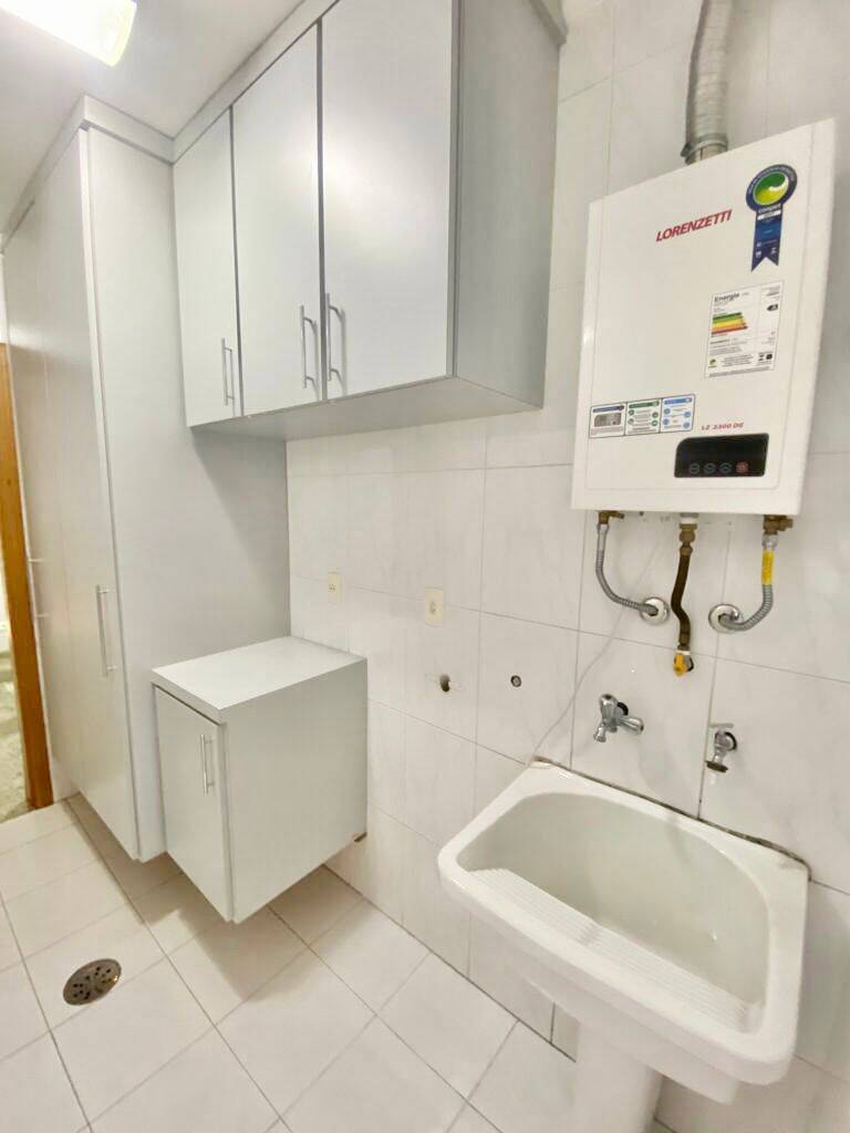 Casa à venda com 3 quartos, 174m² - Foto 13