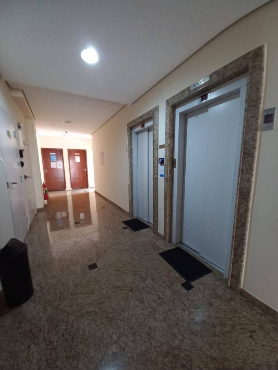 Apartamento à venda com 3 quartos, 104m² - Foto 17