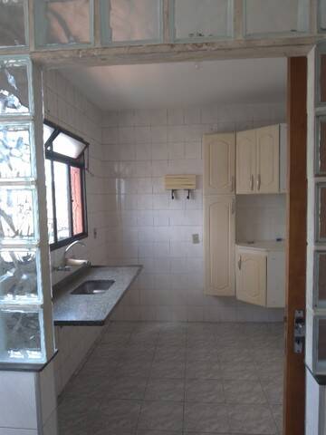 Apartamento à venda com 2 quartos, 60m² - Foto 3