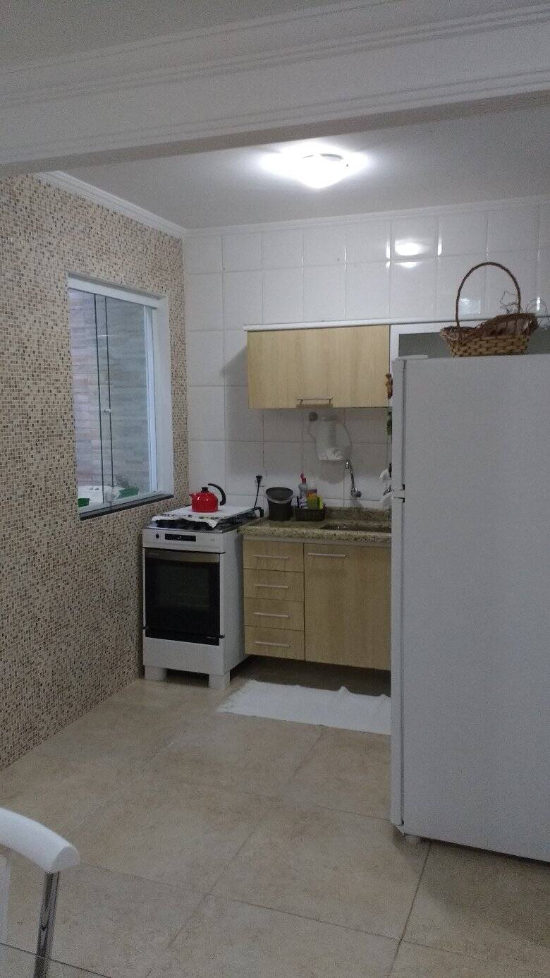 Casa à venda com 3 quartos, 107m² - Foto 2