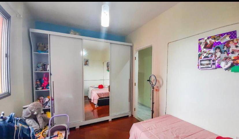 Apartamento à venda com 2 quartos, 65m² - Foto 11