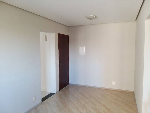 Apartamento à venda com 2 quartos, 50m² - Foto 4