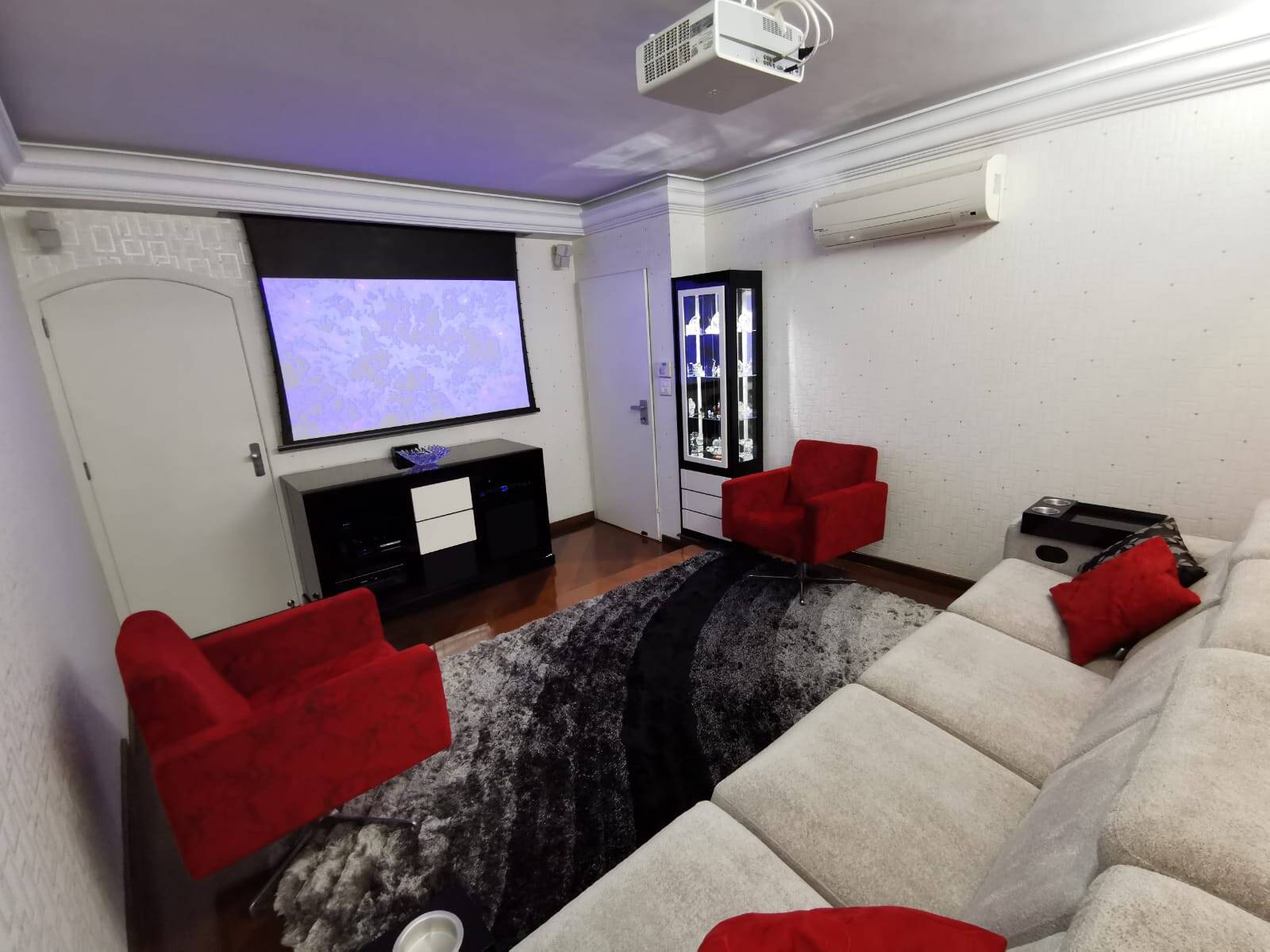 Casa à venda com 3 quartos, 250m² - Foto 6