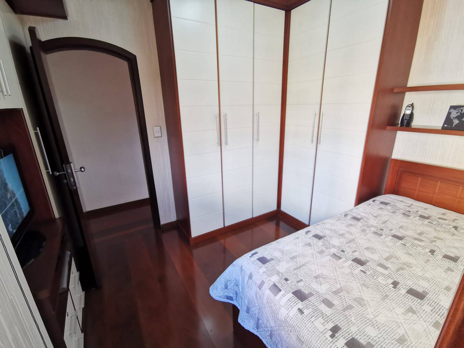 Casa à venda com 3 quartos, 250m² - Foto 25