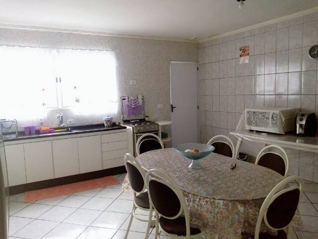 Apartamento à venda com 3 quartos, 235m² - Foto 2