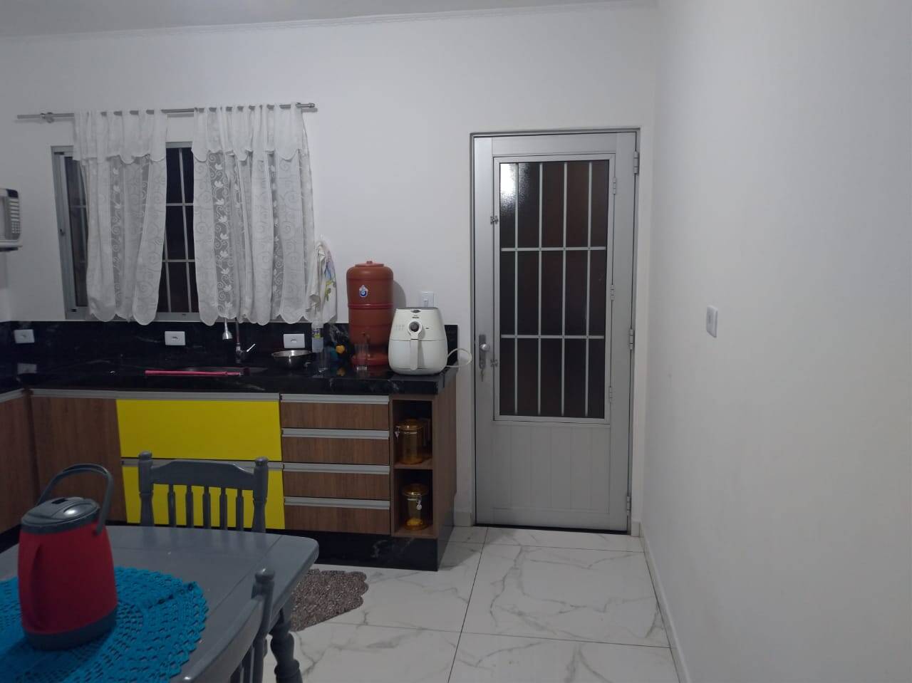 Casa à venda com 2 quartos, 142m² - Foto 3