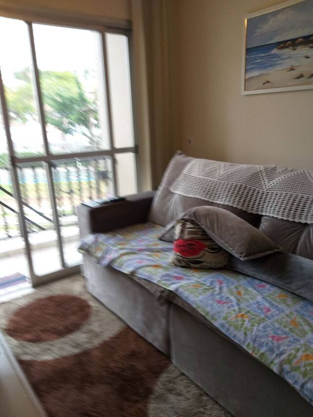 Apartamento à venda com 3 quartos, 70m² - Foto 2