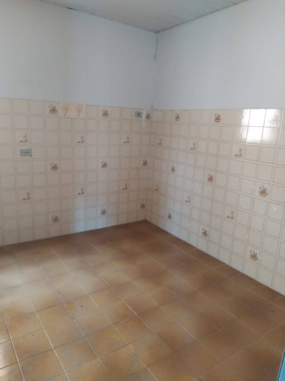 Casa à venda com 2 quartos, 250m² - Foto 11