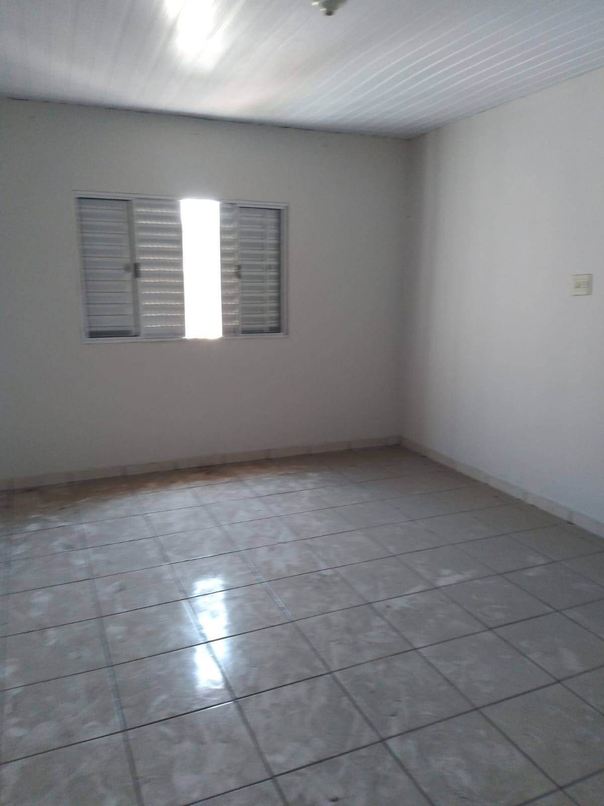 Casa à venda com 2 quartos, 250m² - Foto 14