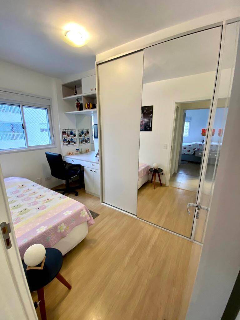 Apartamento à venda com 2 quartos, 56m² - Foto 11