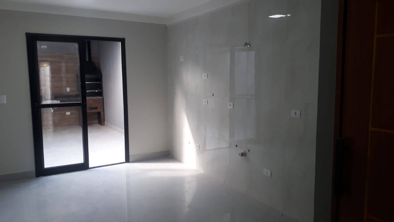 Casa à venda com 2 quartos, 100m² - Foto 5