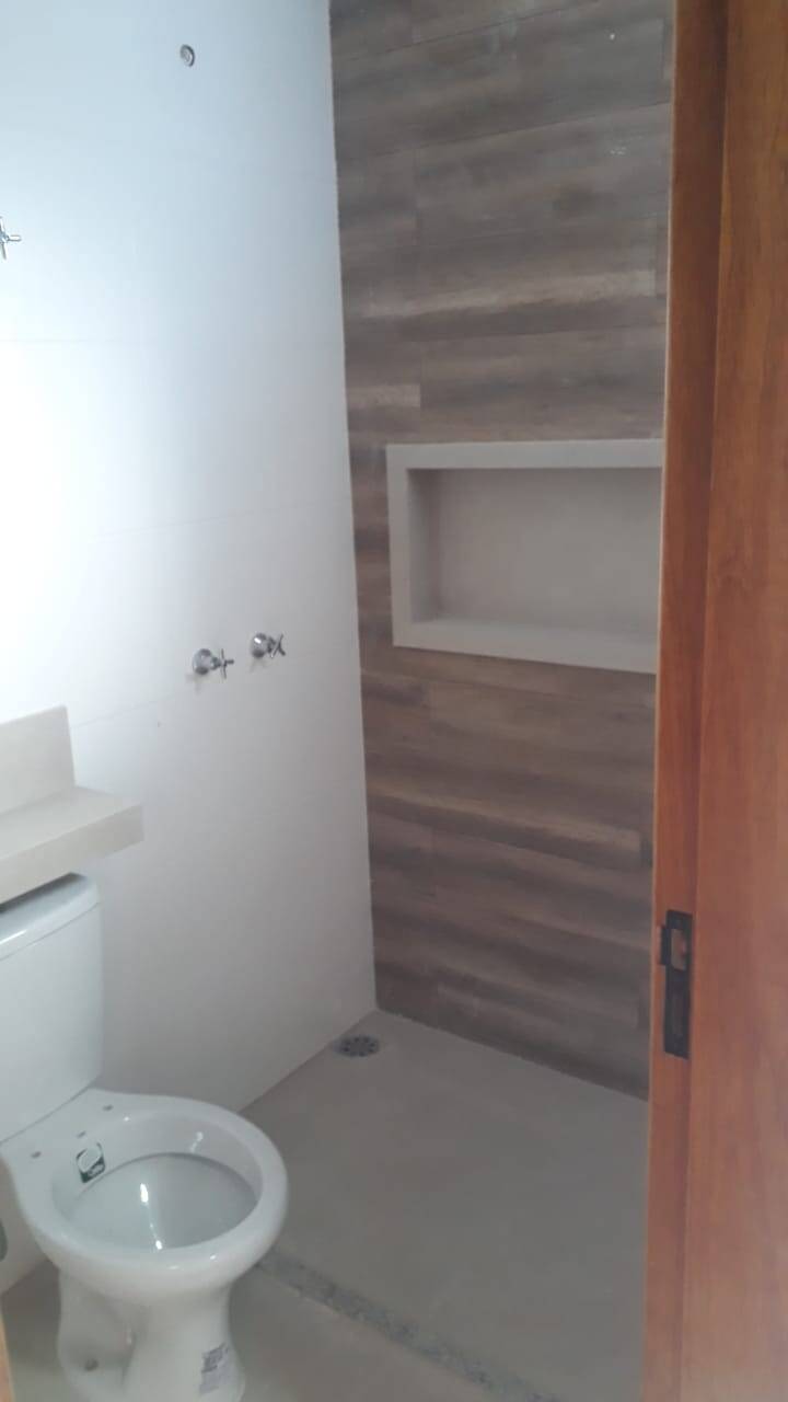 Casa à venda com 2 quartos, 100m² - Foto 6