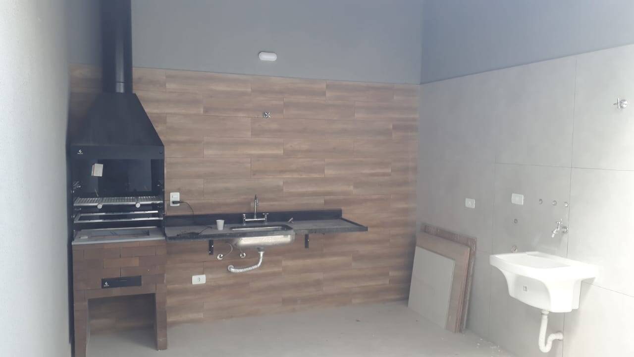 Casa à venda com 2 quartos, 100m² - Foto 10