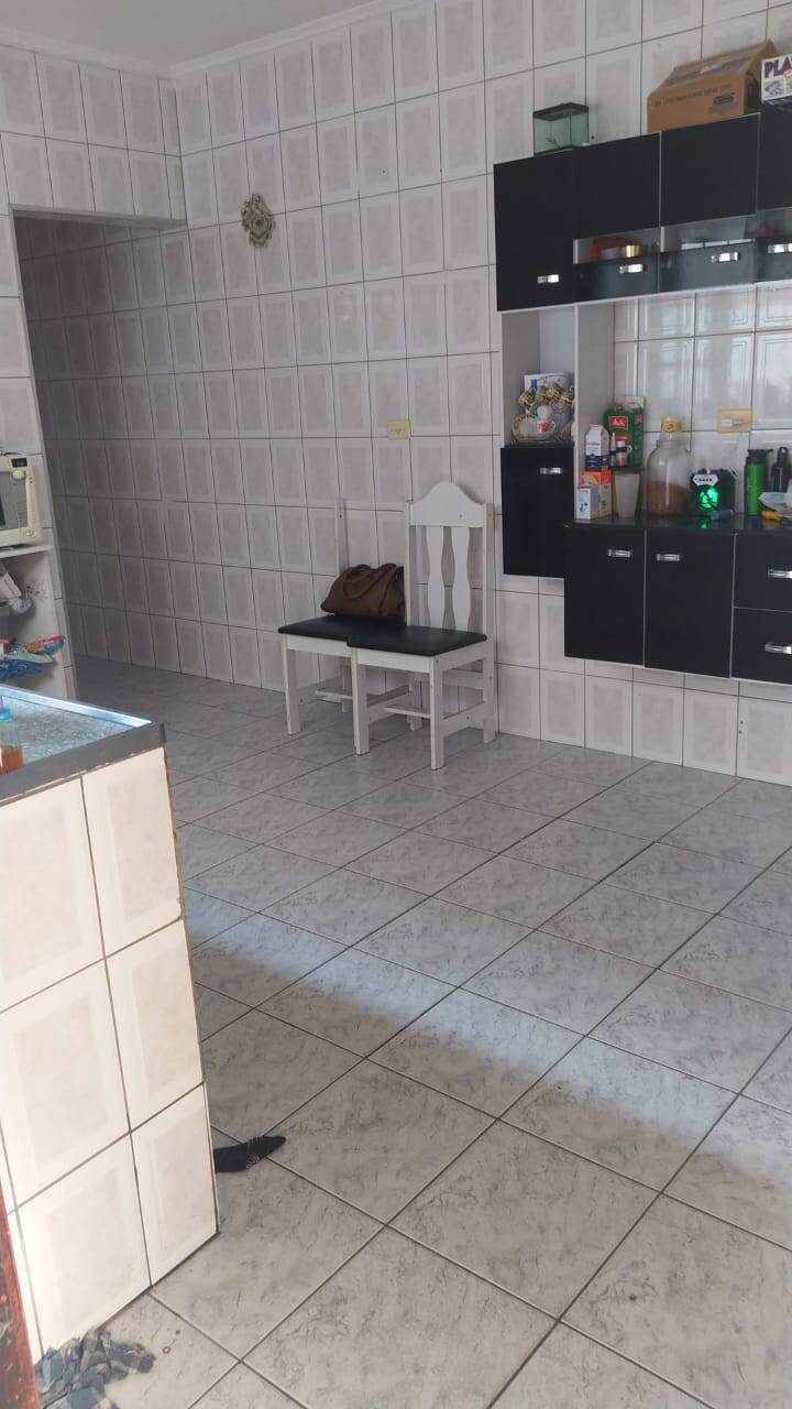 Casa à venda com 3 quartos, 150m² - Foto 14