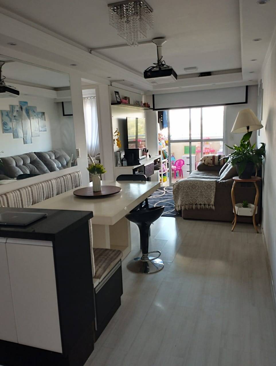 Apartamento à venda com 2 quartos, 52m² - Foto 2