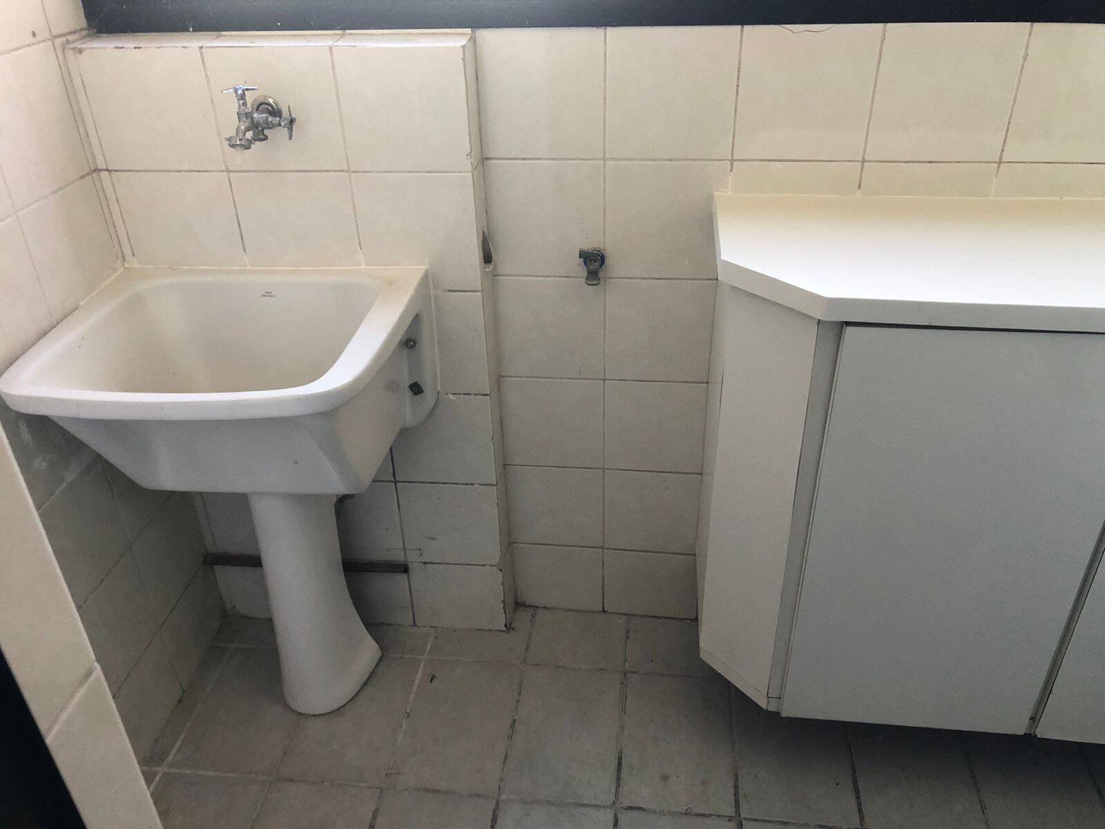 Apartamento à venda com 3 quartos, 85m² - Foto 11