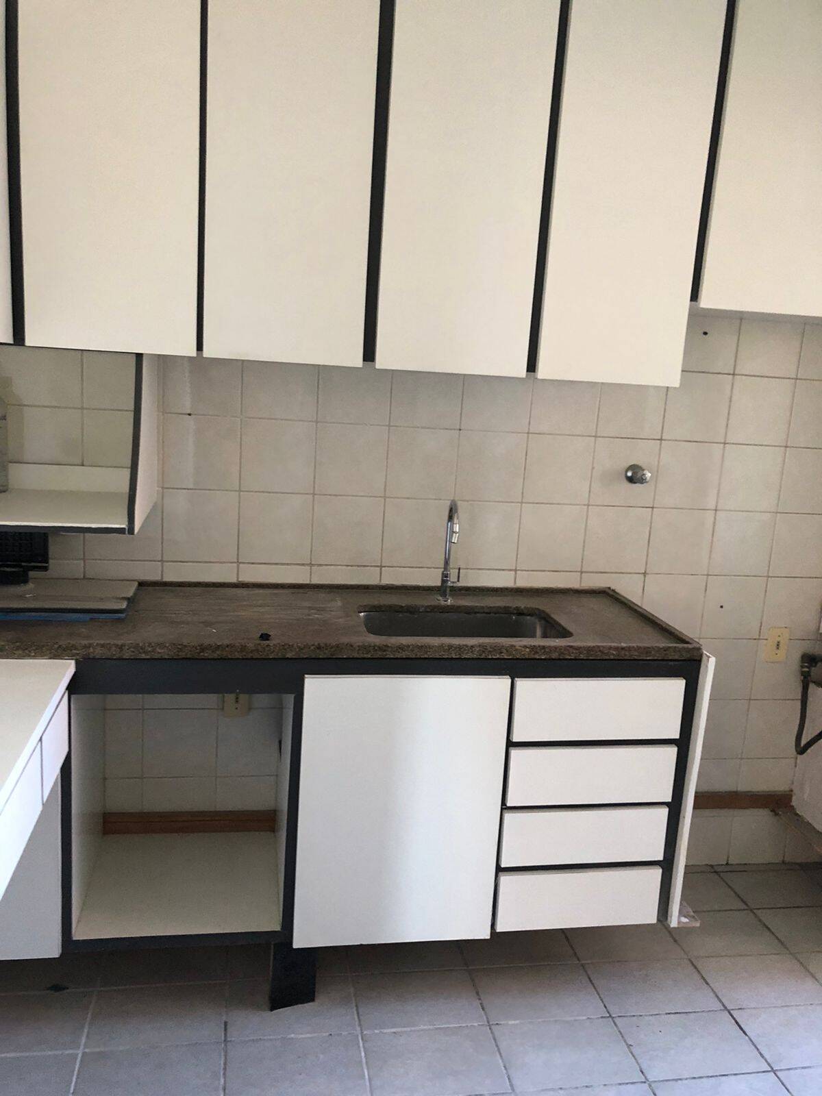 Apartamento à venda com 3 quartos, 85m² - Foto 6