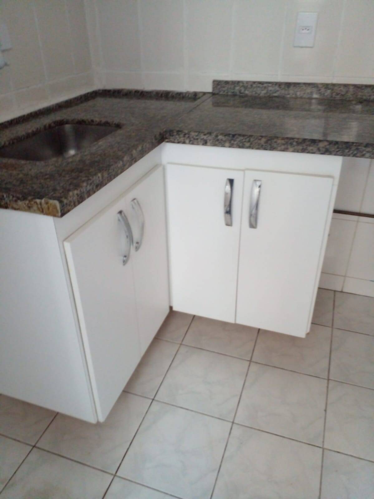 Apartamento à venda com 2 quartos, 56m² - Foto 3