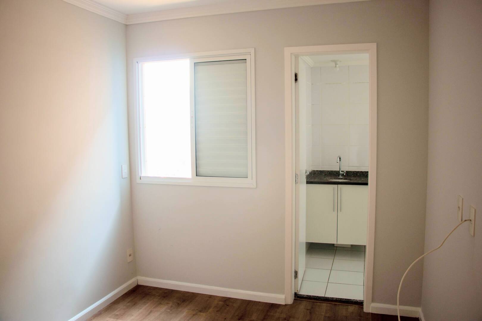 Apartamento à venda com 2 quartos, 66m² - Foto 2