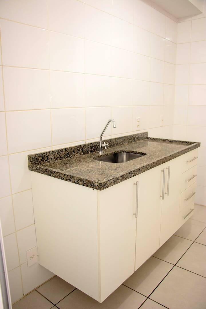 Apartamento à venda com 2 quartos, 66m² - Foto 17