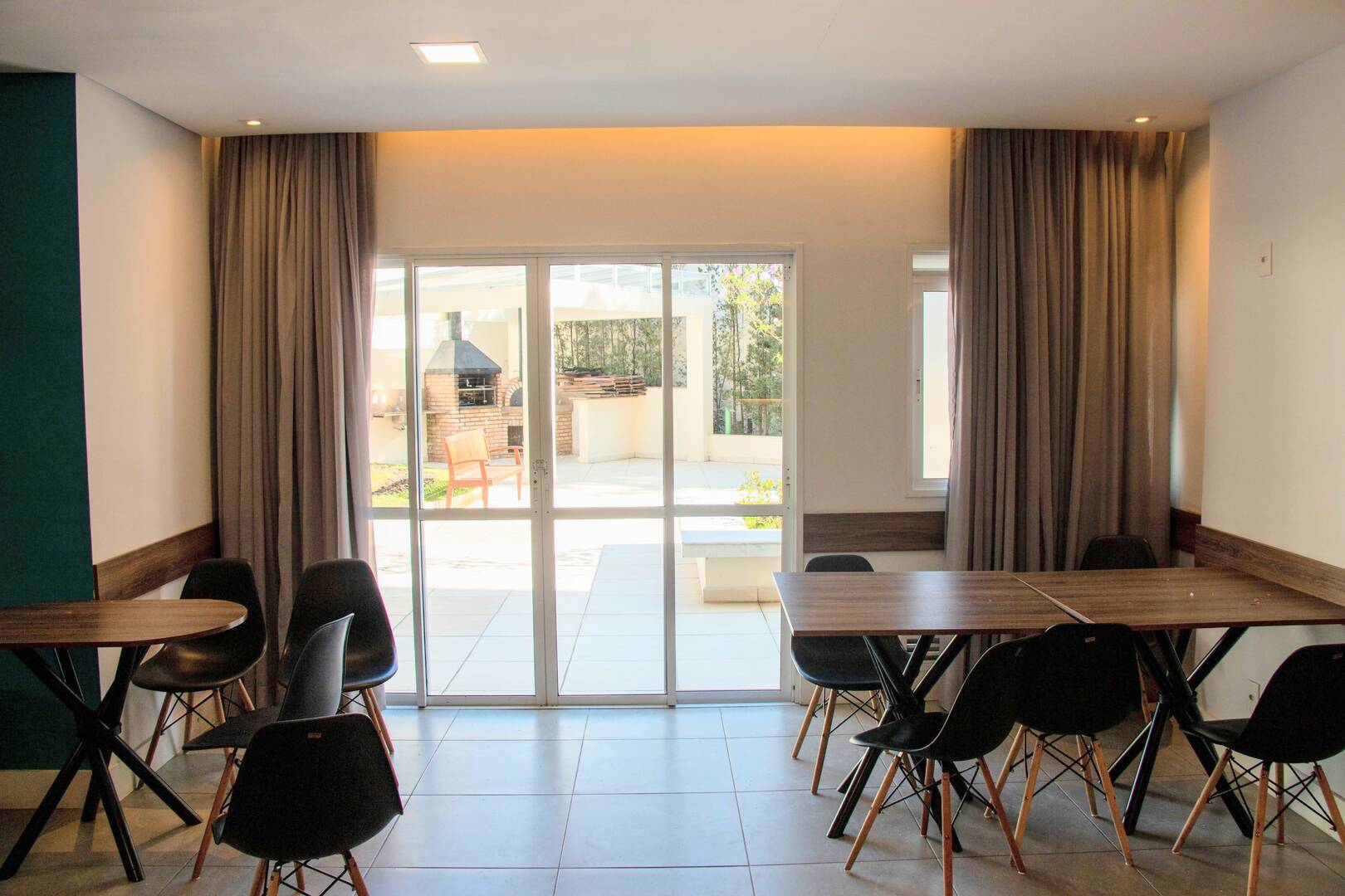 Apartamento à venda com 2 quartos, 66m² - Foto 24