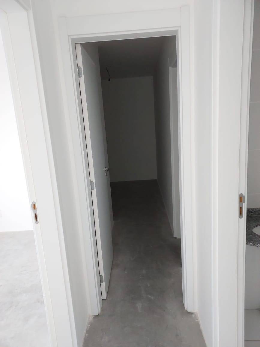 Apartamento à venda com 2 quartos, 55m² - Foto 14