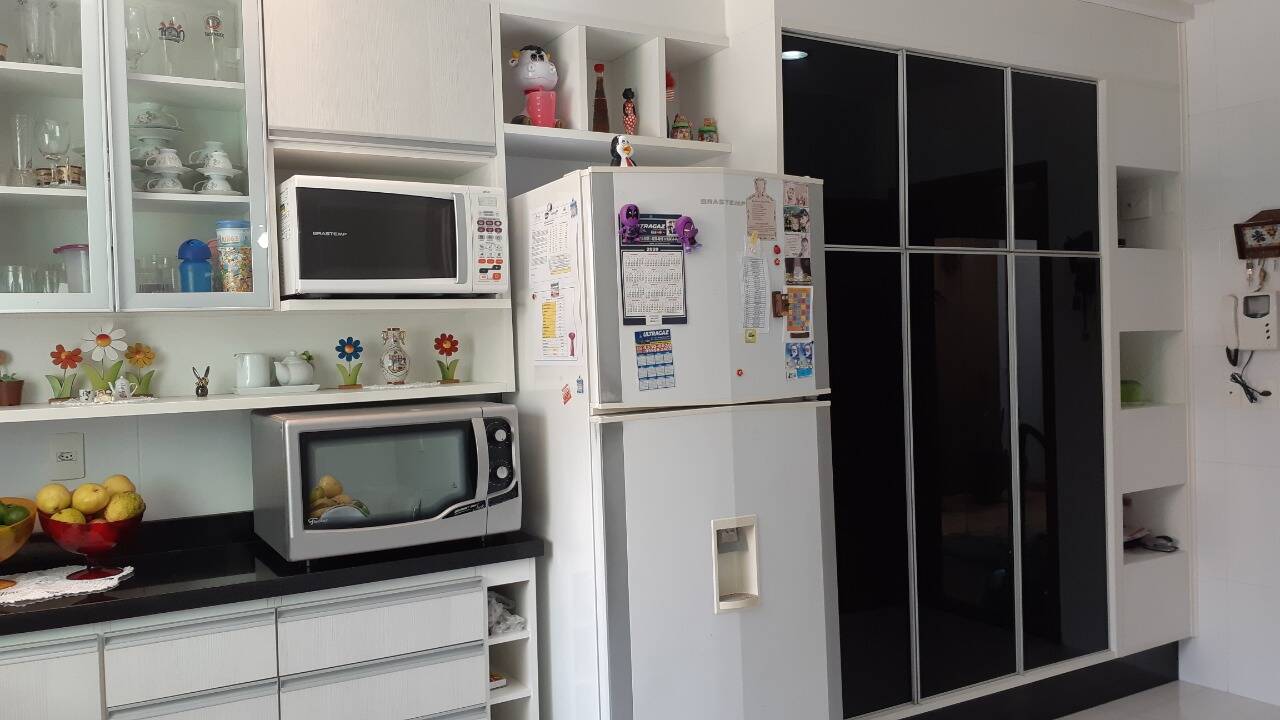 Sobrado à venda com 3 quartos, 222m² - Foto 9