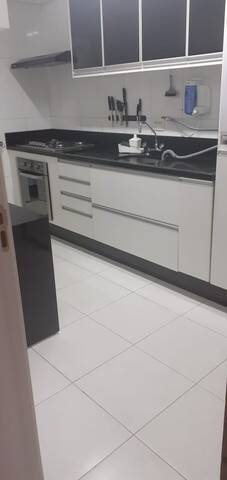 Apartamento à venda com 3 quartos, 93m² - Foto 2