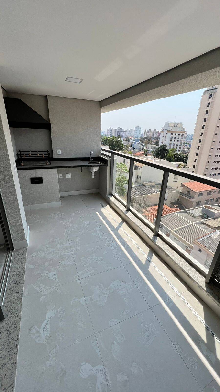 Apartamento à venda com 2 quartos, 64m² - Foto 1