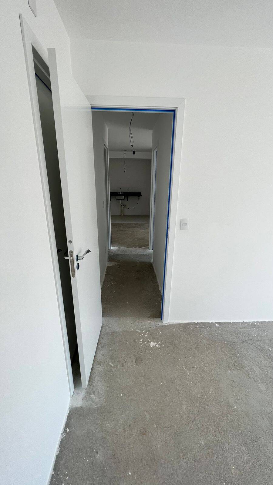 Apartamento à venda com 2 quartos, 64m² - Foto 11