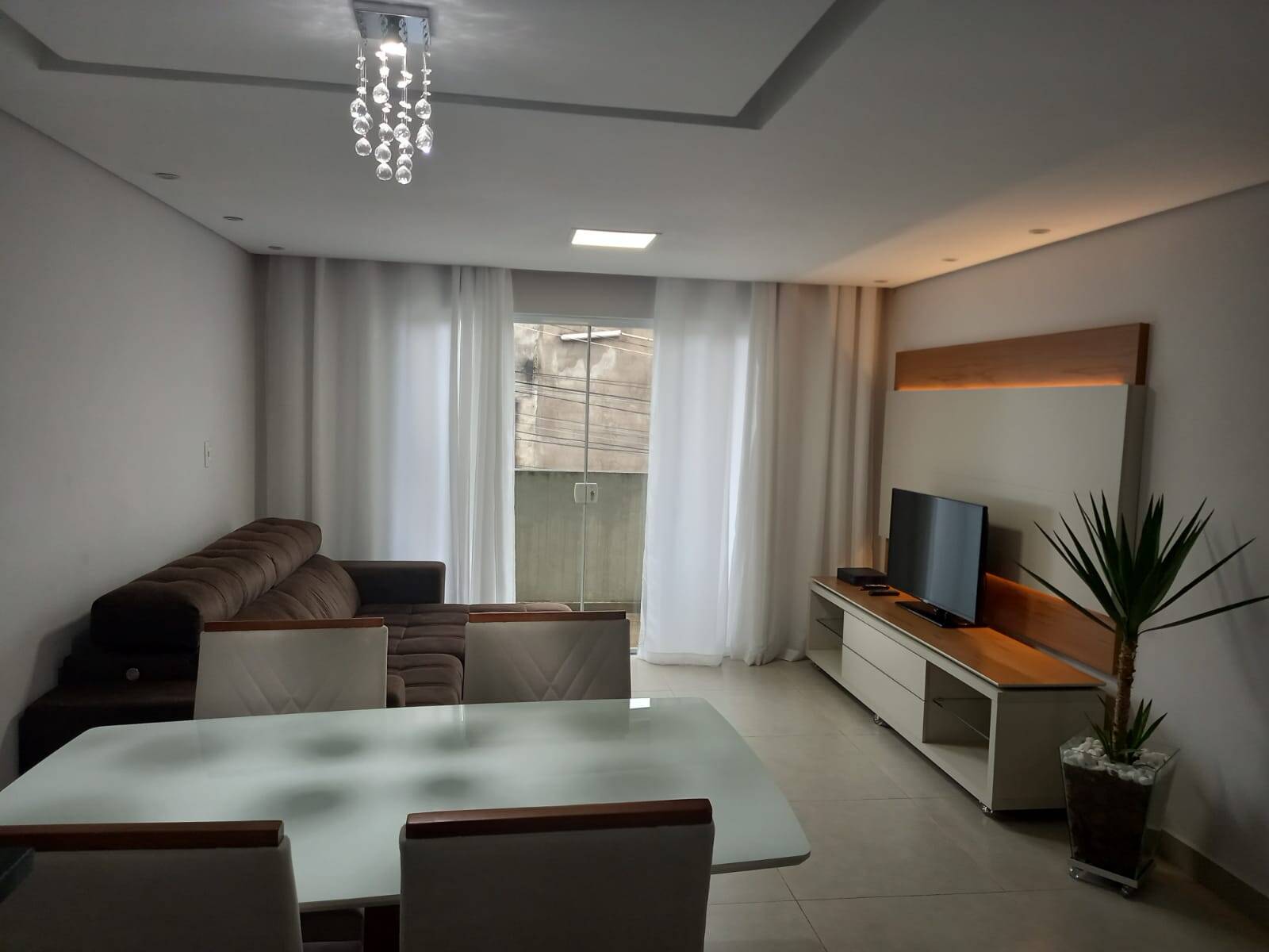 Casa à venda com 2 quartos, 200m² - Foto 6