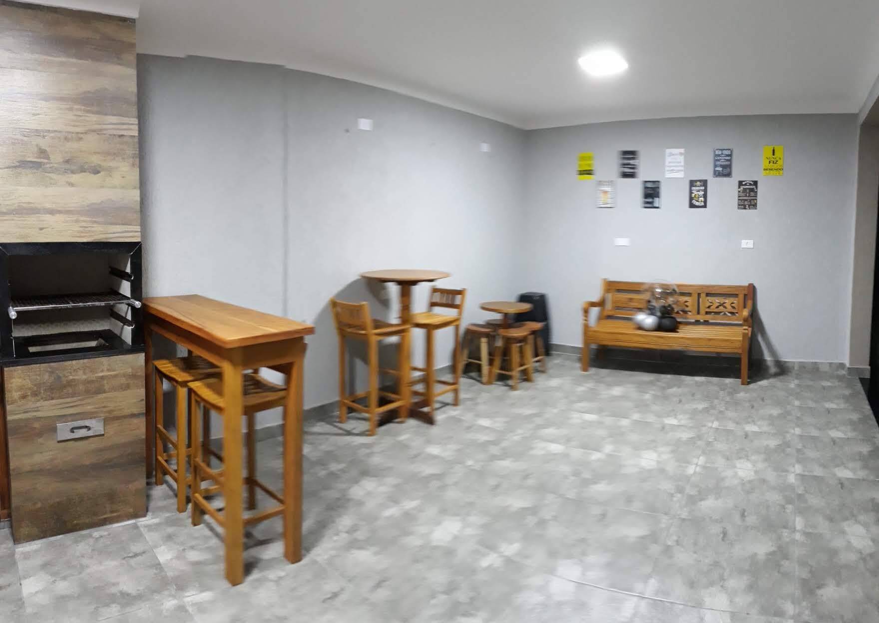 Casa à venda com 2 quartos, 200m² - Foto 11