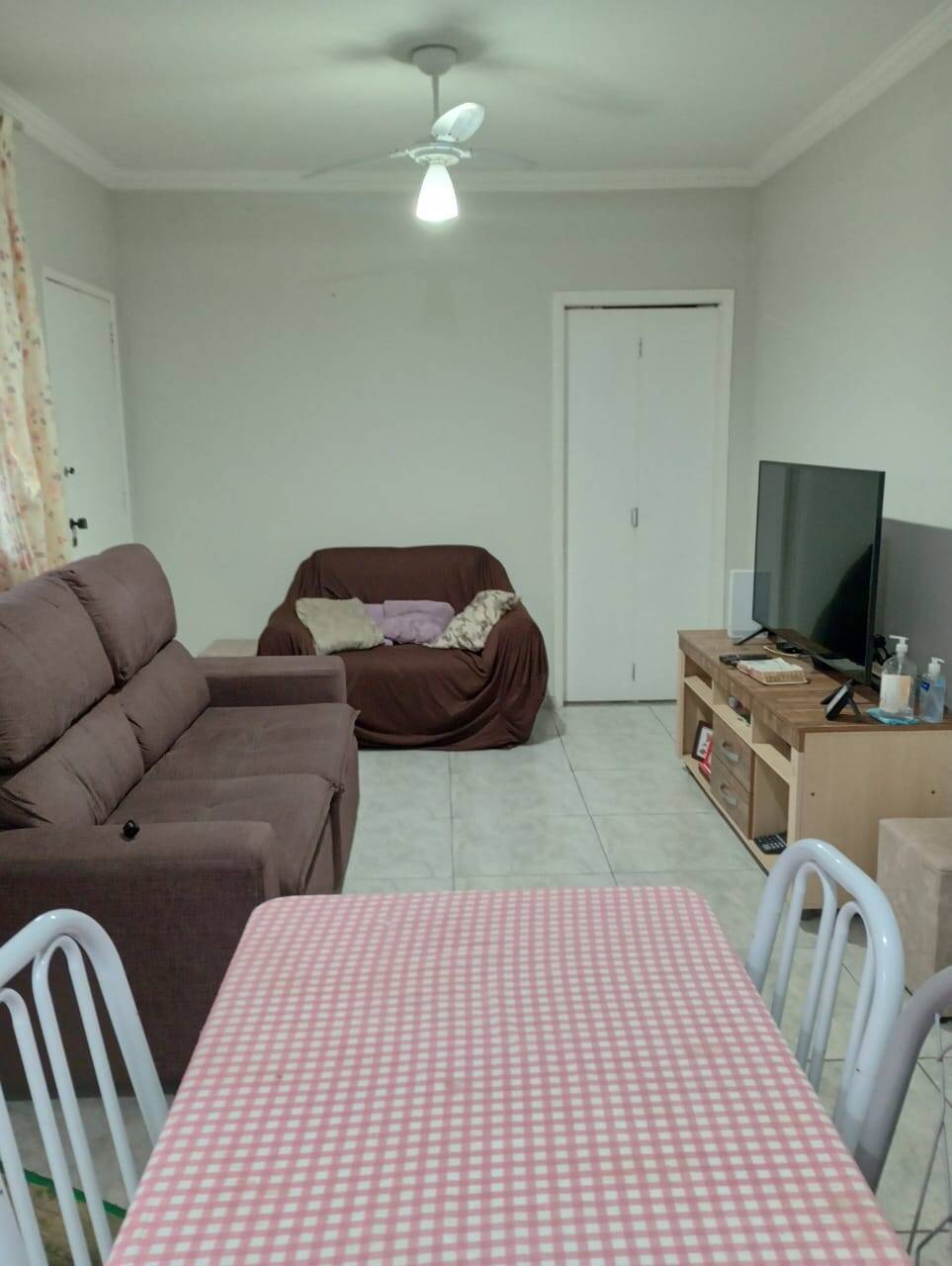 Casa à venda com 2 quartos, 95m² - Foto 1